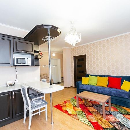 В Promenade Expo Квартира С Романтическим Видом Astana Extérieur photo