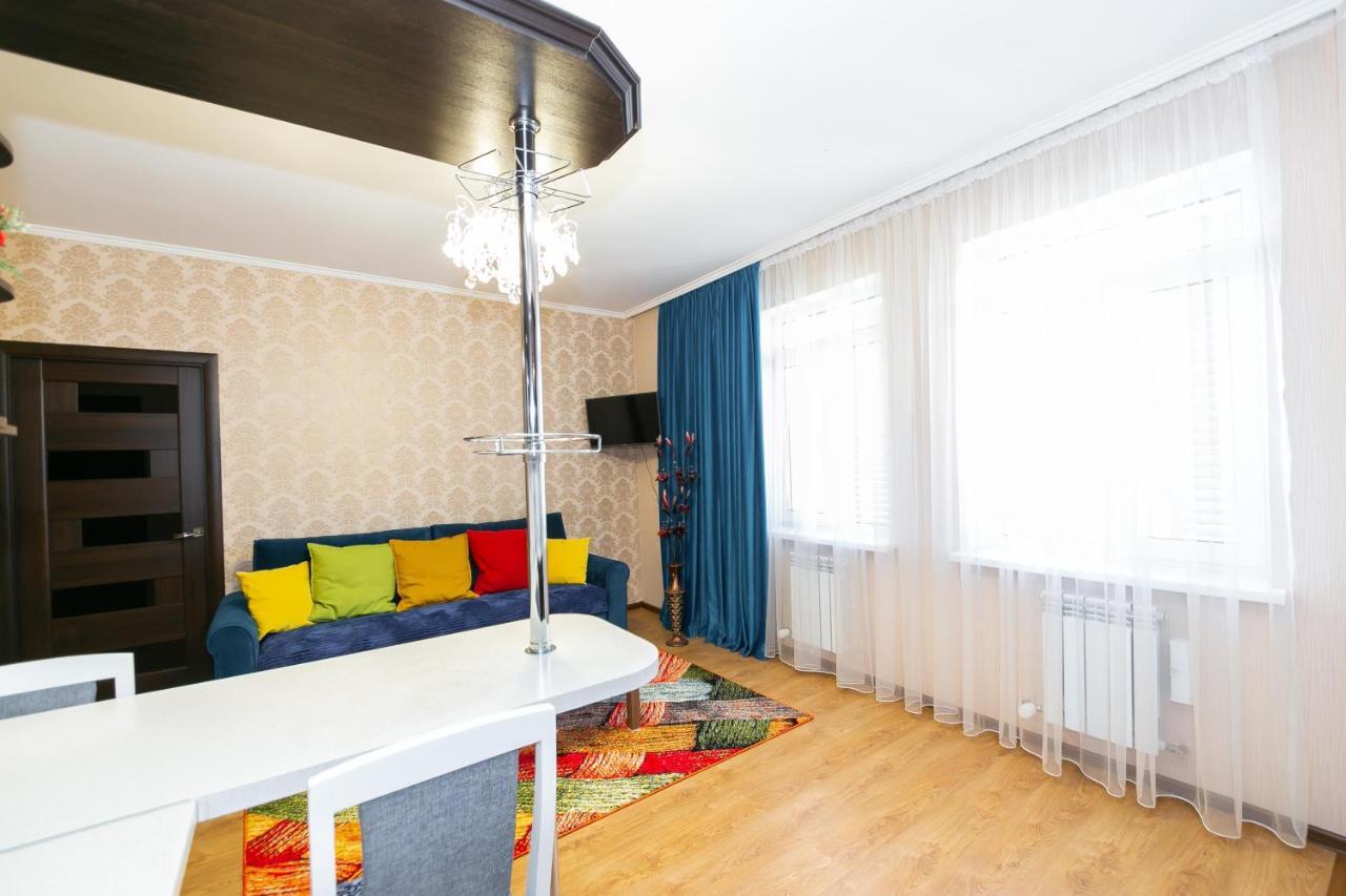 В Promenade Expo Квартира С Романтическим Видом Astana Extérieur photo